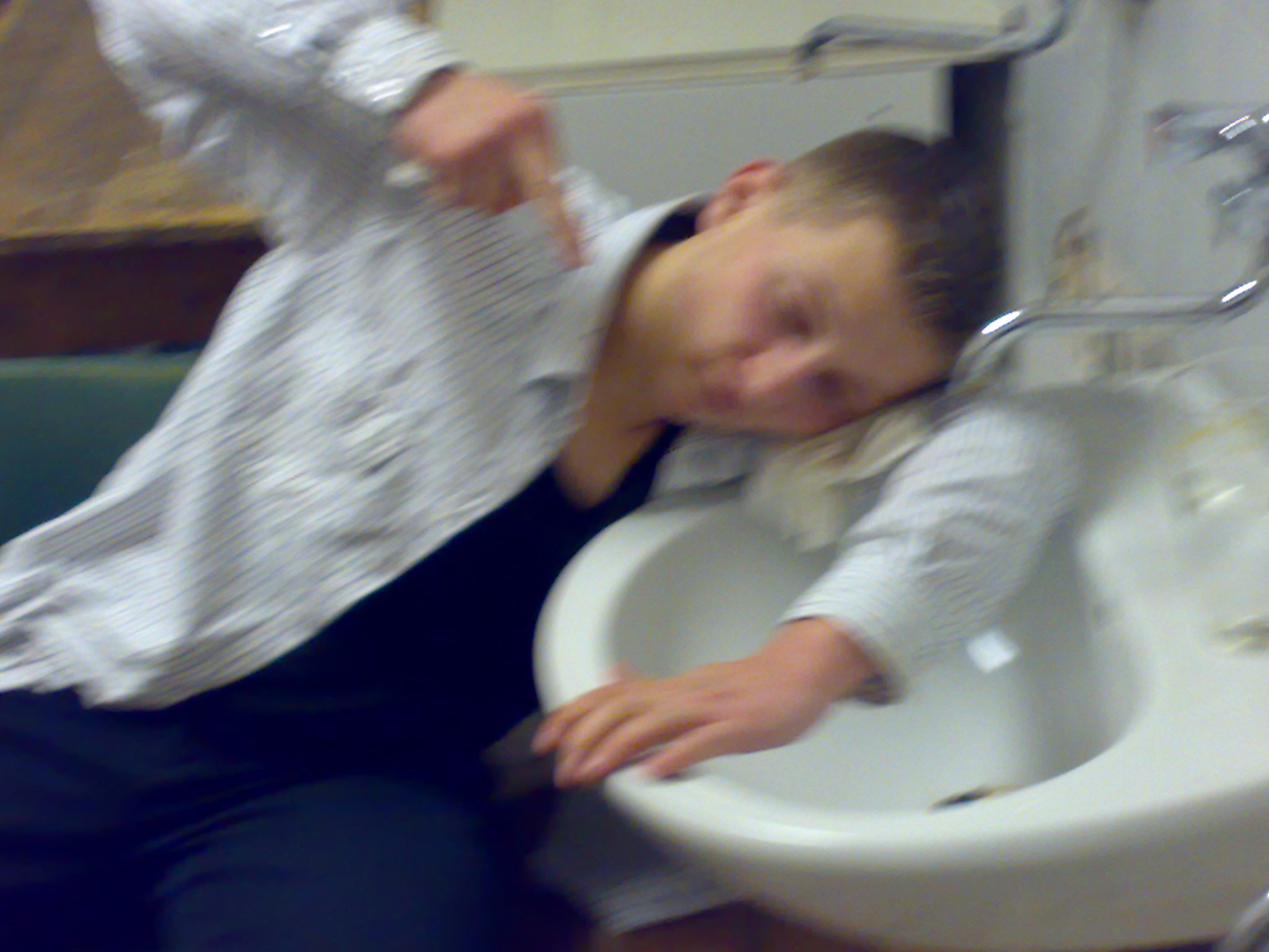 13122008403.jpg